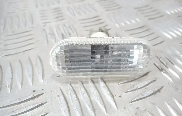 Skoda Felicia II Front fender indicator light 4M5A13K309AA