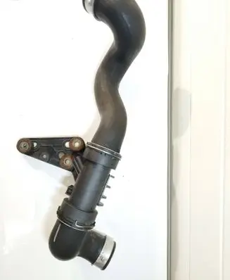 Intercooler hose/pipe