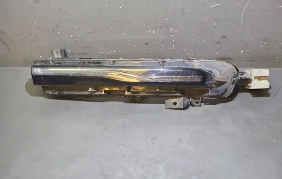 Volvo V40 Front fog light 31395920 7230400003