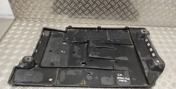 Toyota Auris E180 Pickup box liner 5816802050