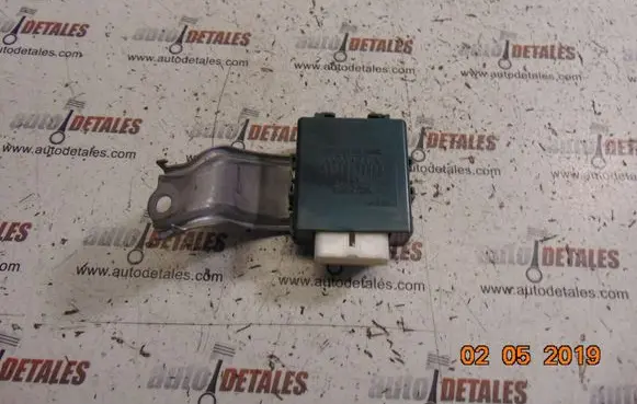 Lexus IS 220D-250-350 Door control unit/module 8597053030