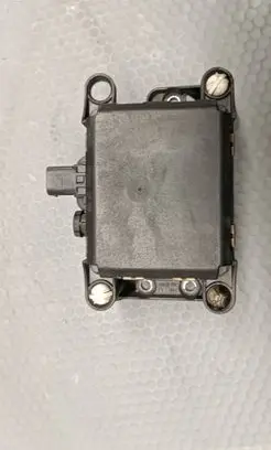 Peugeot 5008 Distronic sensor radar 9673046780 6PZ00993701 101216