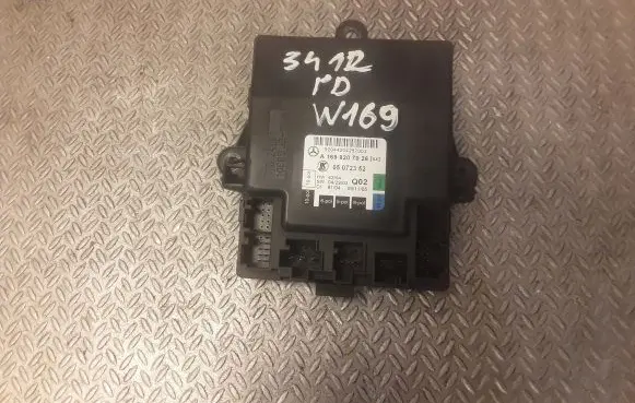 Mercedes-Benz A W169 Door control unit/module 1698207026 A1698207026