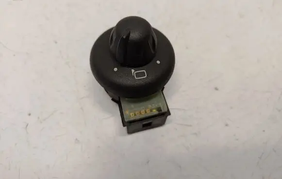 Mini One - Cooper Coupe R56 Wing mirror switch 3422621 61313422621