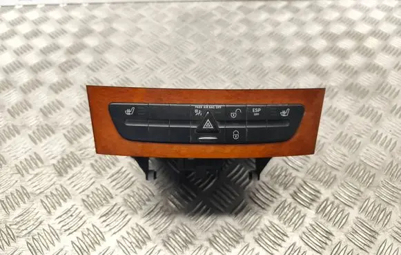 Mercedes-Benz E W211 Hazard light switch A2116803152 500017157A