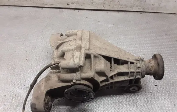 Volkswagen Touareg I Rear differential 4460310018
