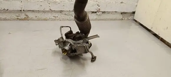 Mercedes-Benz A W176 Turbo A6510900586 A6511530394