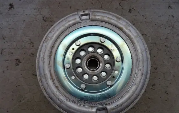 Audi A6 Allroad C7 Flywheel 0B5105317T 010316