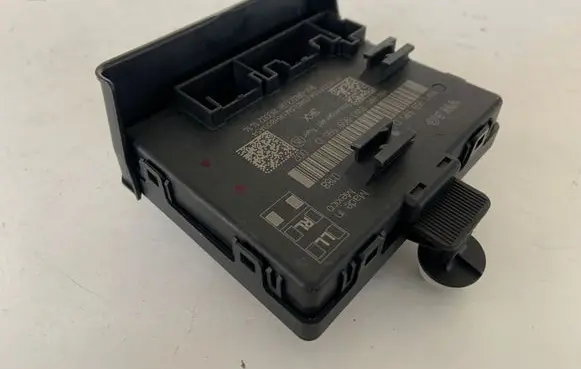 Audi Q5 SQ5 Door control unit/module 8W1959595D