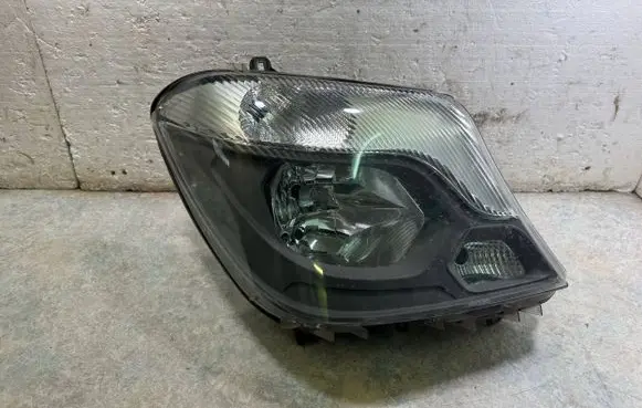 Mercedes-Benz Sprinter W906 Headlight/headlamp A9068202461 1ED01103002