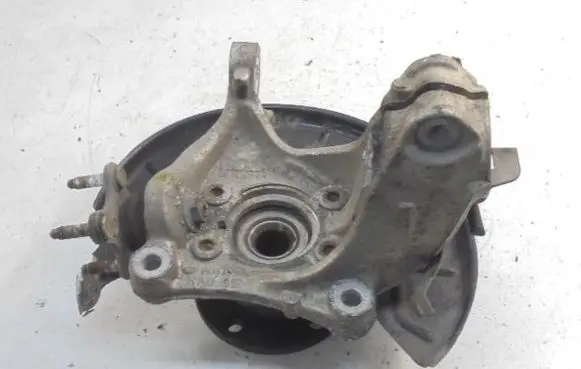 Volkswagen PASSAT B6 Front wheel hub spindle knuckle 