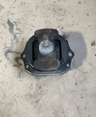 BMW X5 F15 Engine mount bracket 160042