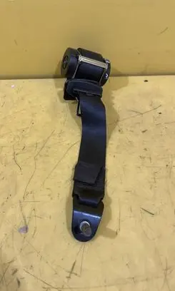 Mini One - Cooper Coupe R56 Seat belt trim 