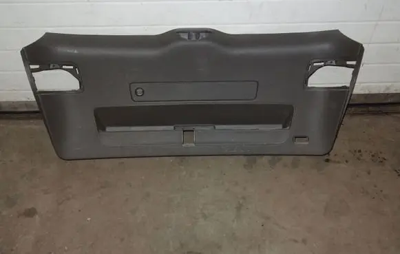 Audi Q5 SQ5 Tailgate trim 8R0867979B