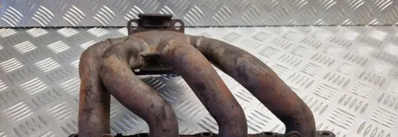 Volkswagen Golf V Exhaust manifold