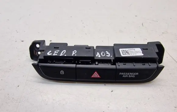 KIA Ceed Hazard light switch 93600J7000 41W3601110 41W3601300