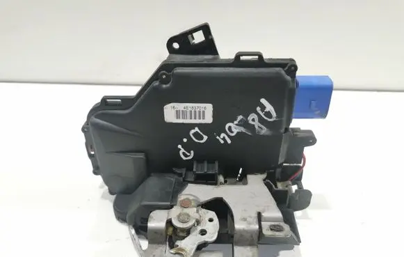 Audi A8 S8 D3 4E Front door lock 4E1837016