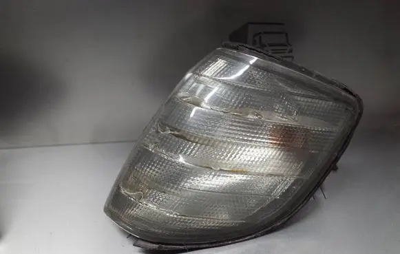 Mercedes-Benz S W140 Front indicator light 