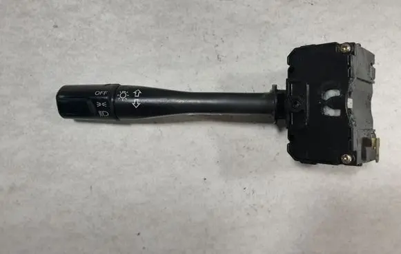 Honda CR-V Indicator stalk M16389