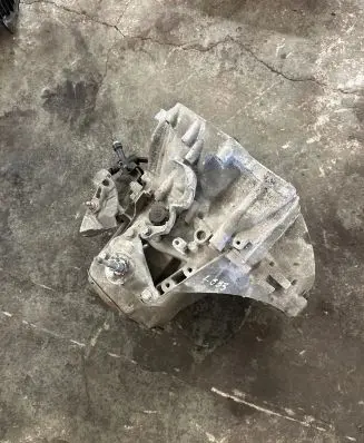 Manual 6 speed gearbox