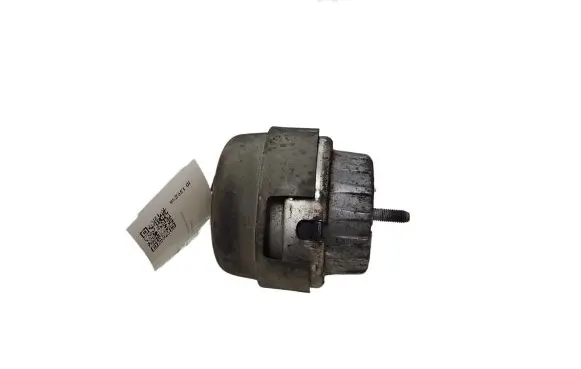 Audi A6 S6 C6 4F Engine mount bracket