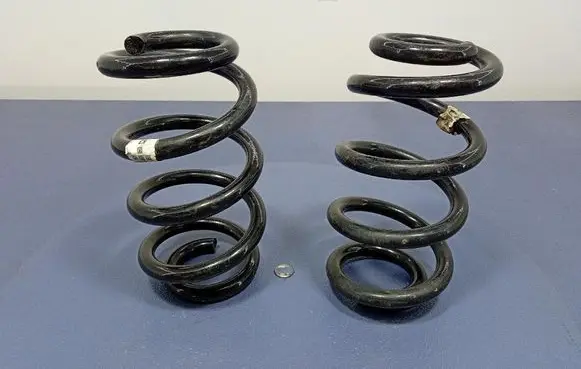 Hyundai ix20 Rear coil spring 8852404