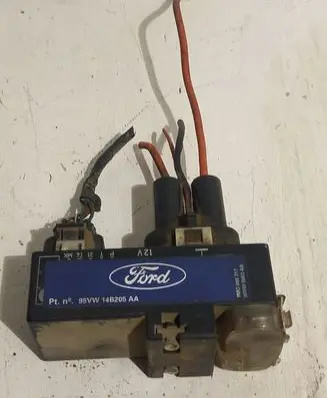 Ford Galaxy Coolant fan relay 7M0000317