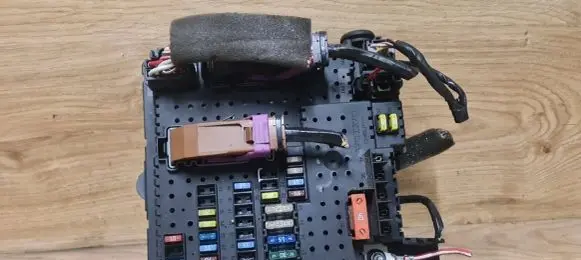 Volvo V70 Fuse box set 8688264