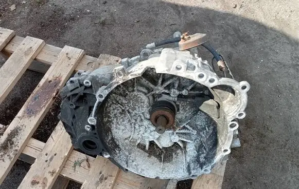 Volvo S80 Manual 5 speed gearbox 1023822