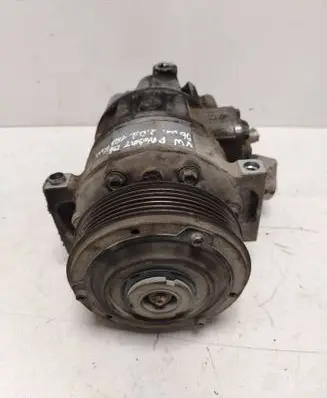 Volkswagen PASSAT B6 Air conditioning (A/C) compressor (pump) 1K0820803