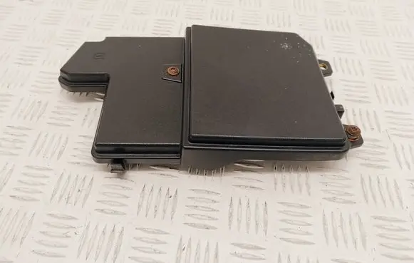 Renault Talisman Fuse box cover 243127929R