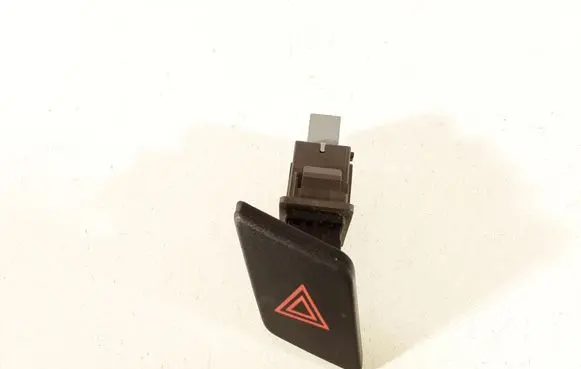 Toyota Yaris Hazard light switch 843320D020
