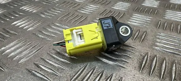 Lexus UX Airbag deployment crash/impact sensor 8983128040