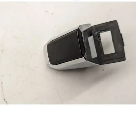 Chevrolet Tahoe Rear door handle cover 84818434