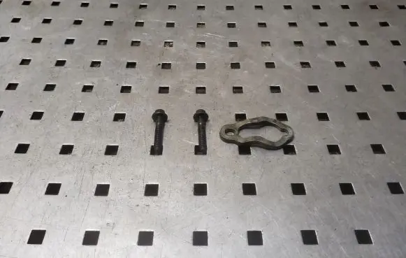 Volvo V40 Fuel Injector clamp holder