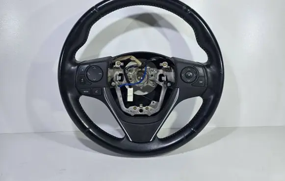 Toyota Auris E180 Steering wheel 6212140