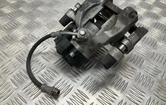 Audi Q3 F3 Rear brake caliper 3Q0615405R