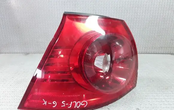 Volkswagen Golf V Rear/tail lights 1K6945095N