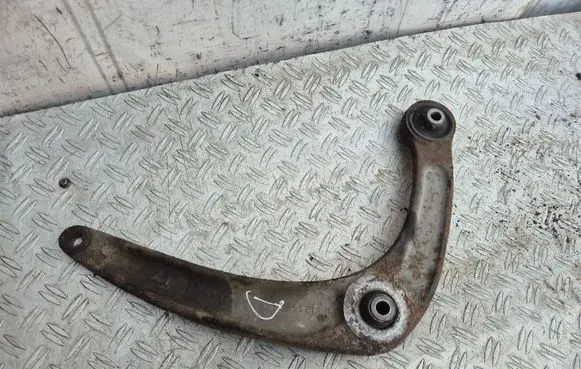 Front lower control arm/wishbone