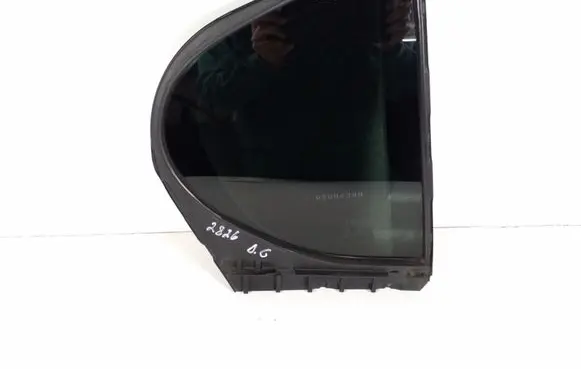 Rear vent window glass