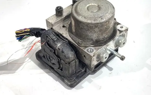 Nissan Juke I F15 ABS Pump TD8405