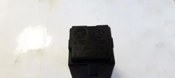 Fiat Punto (188) Other relay A727 E46520429
