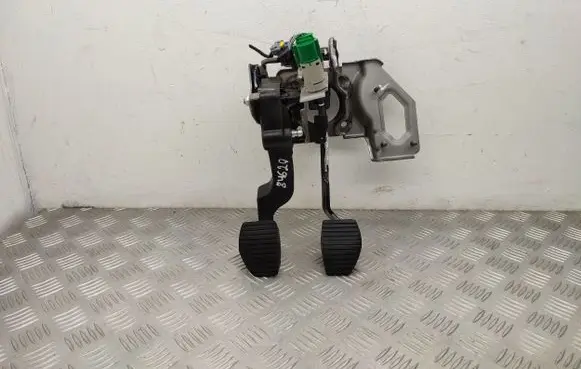 Citroen C3 Aircross Pedal assembly 9682171580