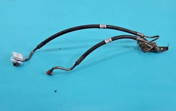 Power steering hose/pipe/line