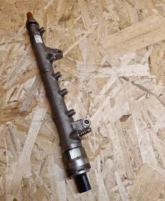 Volkswagen PASSAT B7 Fuel main line pipe 03L089S 170212 0056921