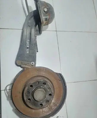 Volkswagen Golf VI Rear wheel hub Nocode