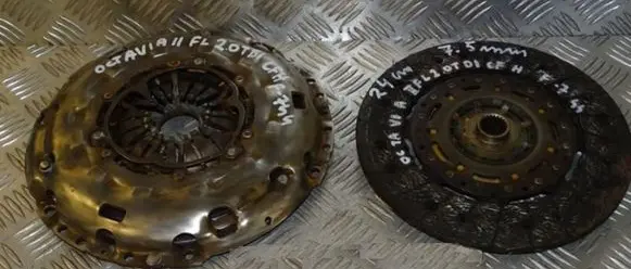 Skoda Octavia Mk2 (1Z) Pressure plate 