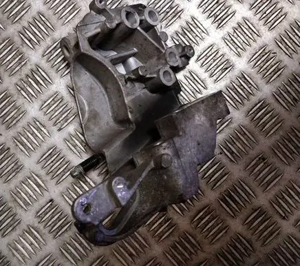 Peugeot 508 II Engine mounting bracket DM5G6FC01EC