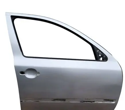 Skoda Octavia Mk2 (1Z) Front door 1Z0831312
