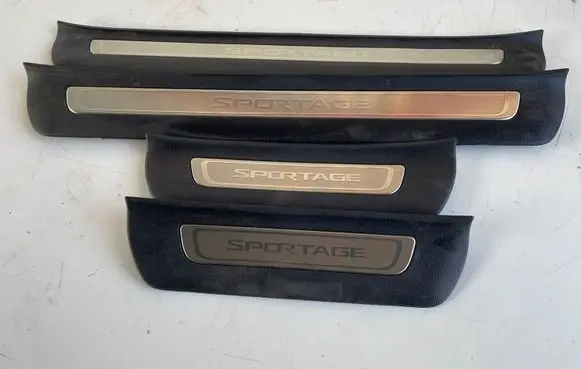 KIA Sportage Rear sill trim cover 85888F1500